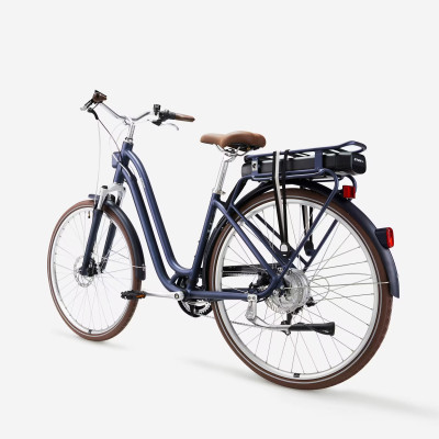 Bicicleta eléctrica urbana Elops 900 E azul oscuro: la mejor relación calidad-precio