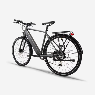 Cuadro alto deportivo de la bicicleta eléctrica de ciudad Elops 500 para uso urbano.