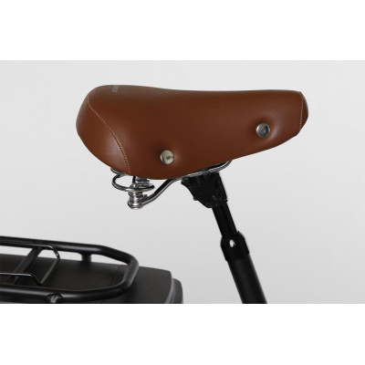 Guardabarros y luces LED integradas en la bicicleta eléctrica de paseo Bicyklet Claude 500Wh.